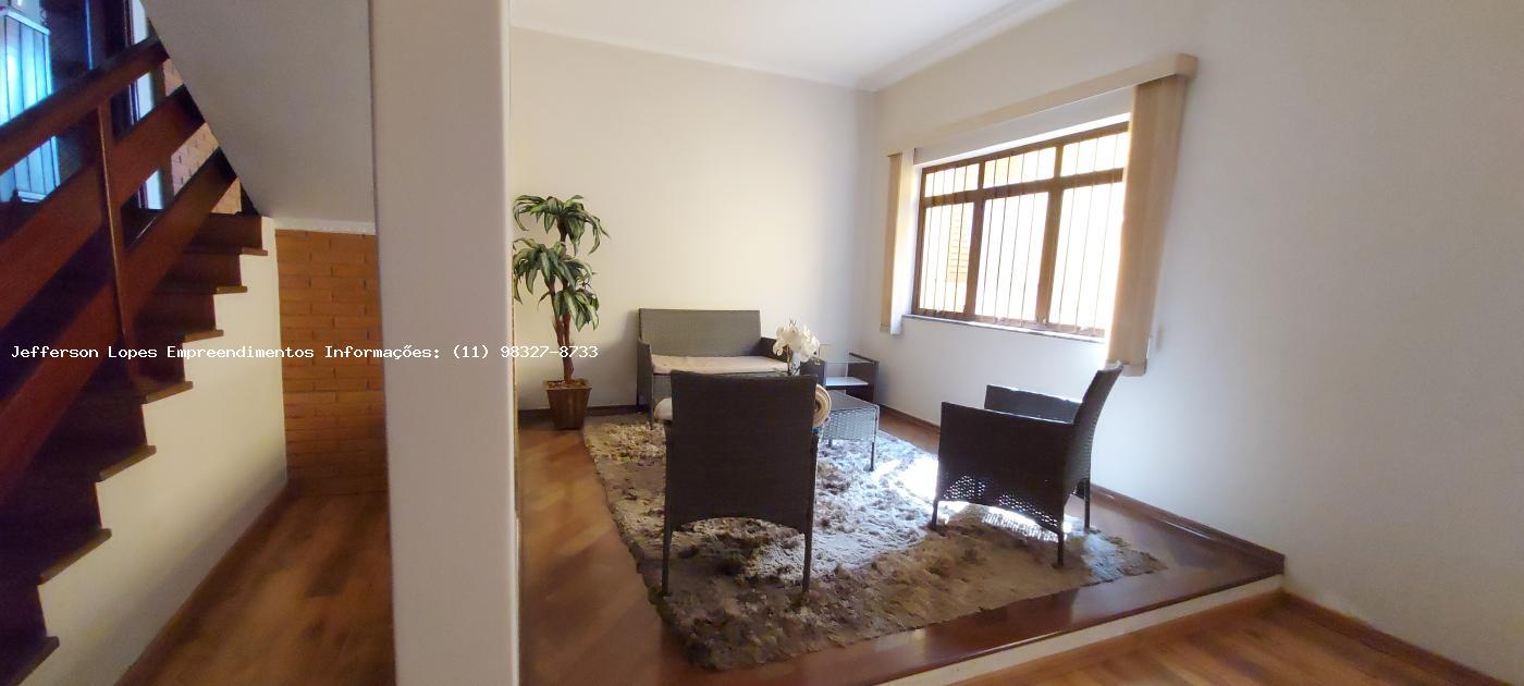 Casa à venda com 3 quartos, 300m² - Foto 10