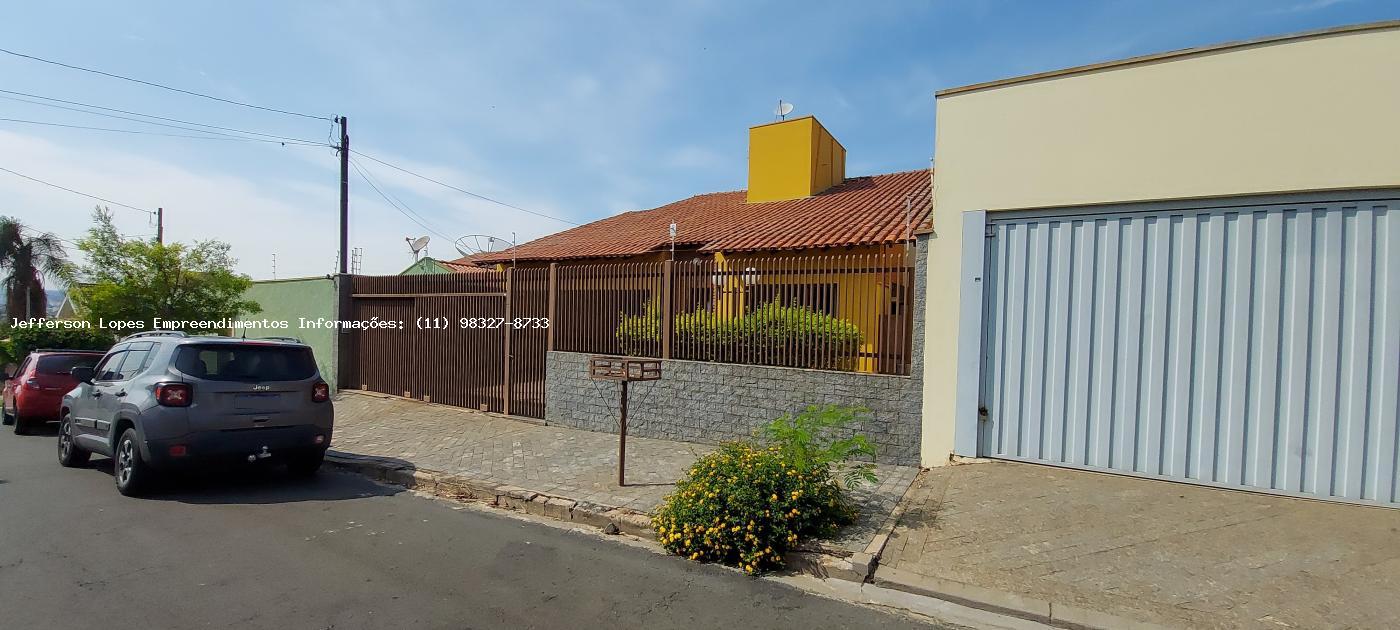 Casa à venda com 3 quartos, 300m² - Foto 27