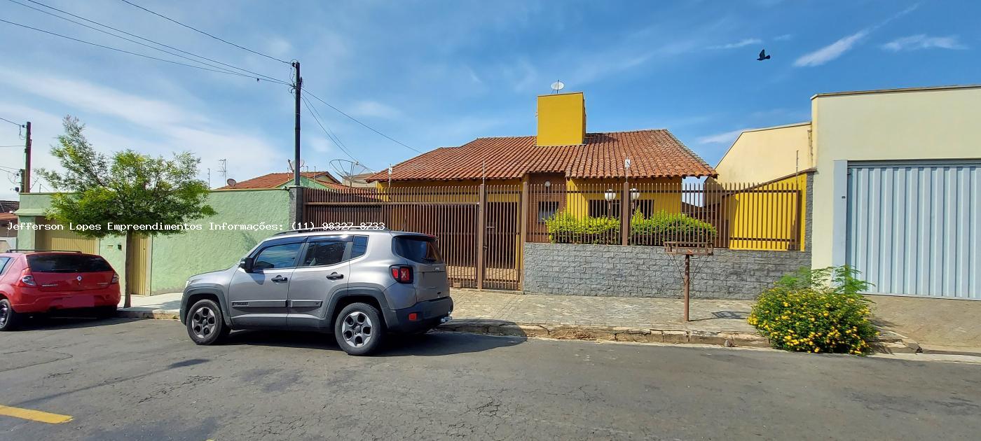 Casa à venda com 3 quartos, 300m² - Foto 28