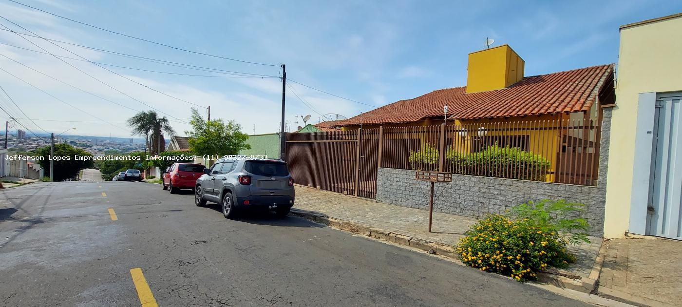 Casa à venda com 3 quartos, 300m² - Foto 29