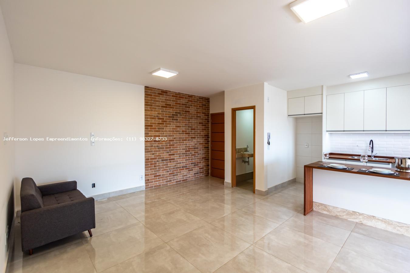 Apartamento à venda com 3 quartos - Foto 4