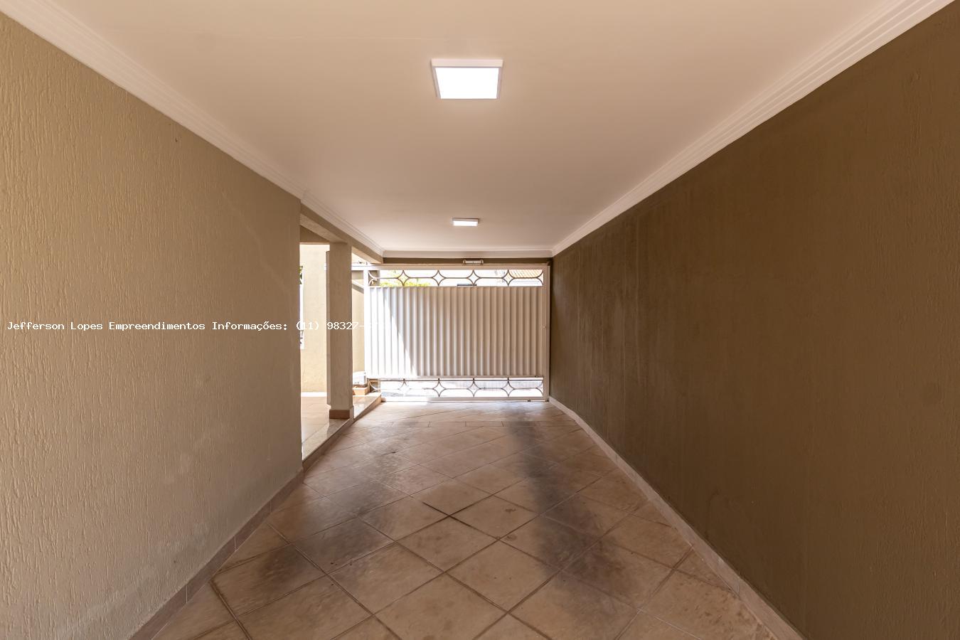 Casa à venda com 3 quartos, 347m² - Foto 18