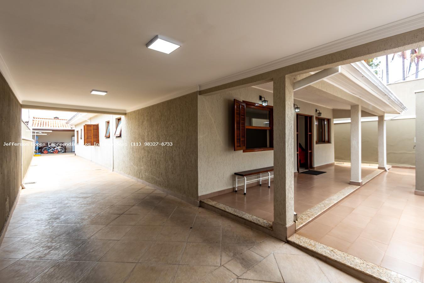 Casa à venda com 3 quartos, 347m² - Foto 5