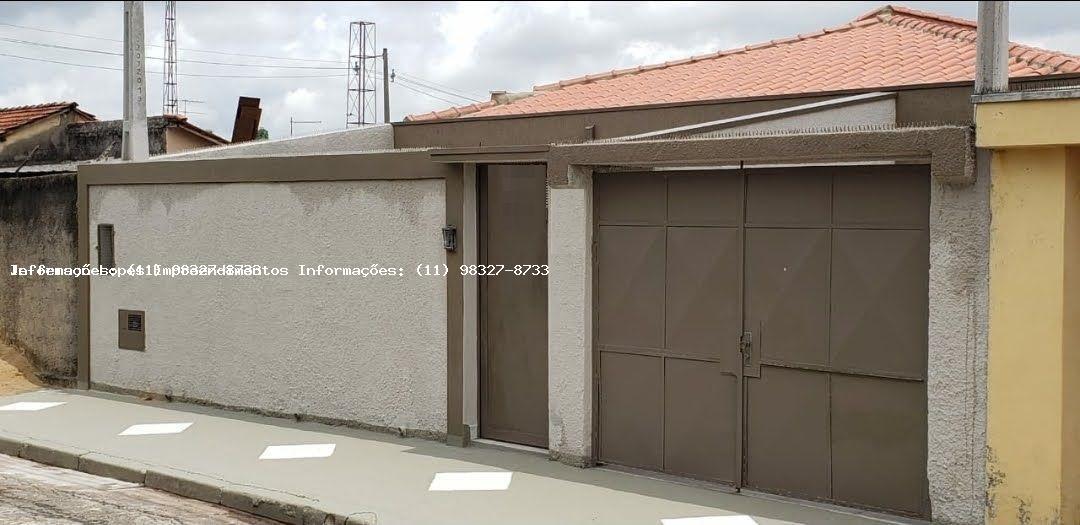 Casa à venda com 4 quartos, 300m² - Foto 2