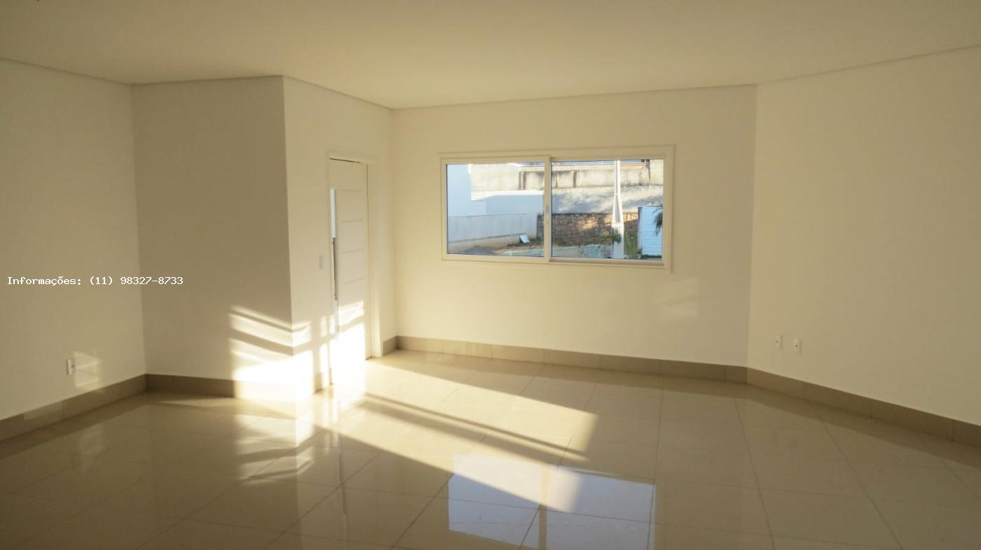 Casa à venda com 4 quartos, 321m² - Foto 8