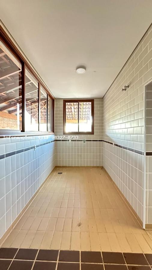 Casa para alugar com 5 quartos, 340m² - Foto 7