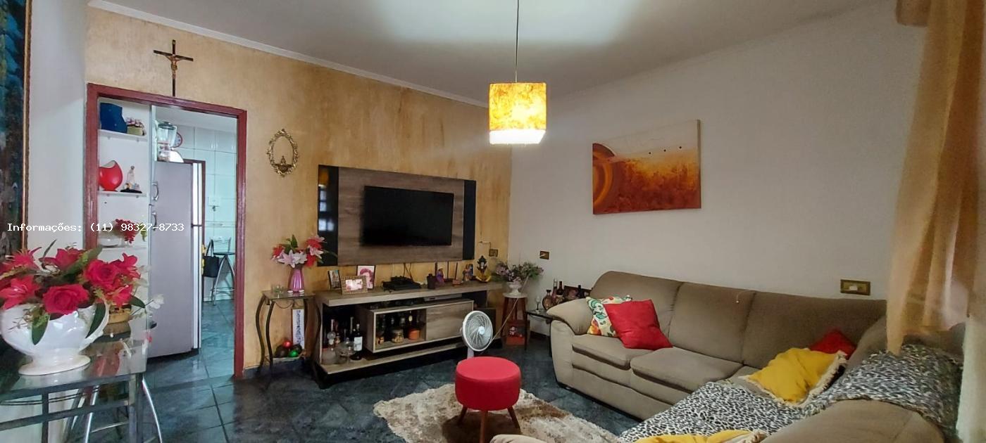 Casa à venda com 2 quartos, 125m² - Foto 5