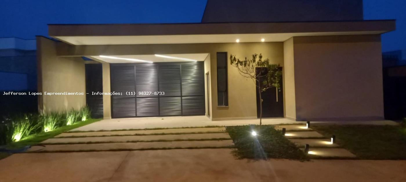 Casa à venda com 3 quartos, 332m² - Foto 9