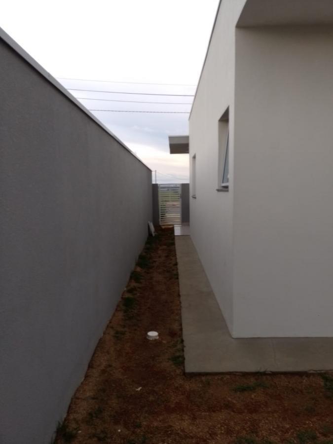 Casa à venda com 2 quartos, 53m² - Foto 10