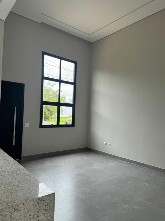 Casa à venda com 3 quartos, 180m² - Foto 11