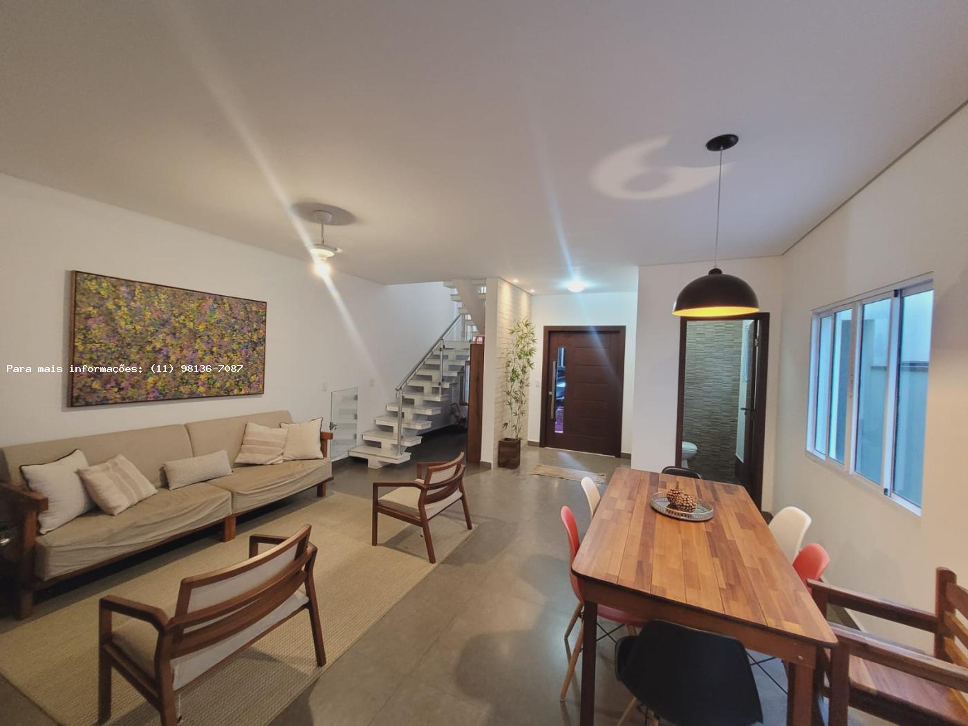 Casa à venda com 3 quartos, 150m² - Foto 1