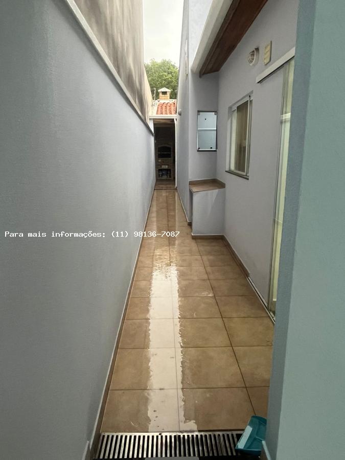 Casa à venda com 2 quartos, 161m² - Foto 26