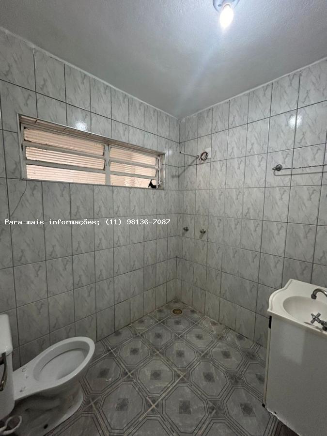 Casa à venda com 2 quartos, 150m² - Foto 8