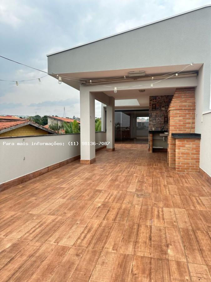 Casa para alugar com 2 quartos, 270m² - Foto 16