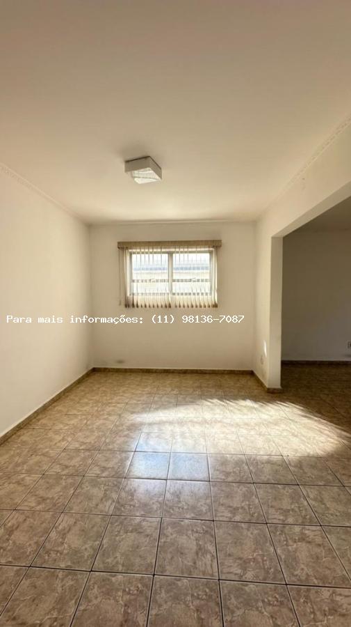 Casa para alugar com 3 quartos, 275m² - Foto 5