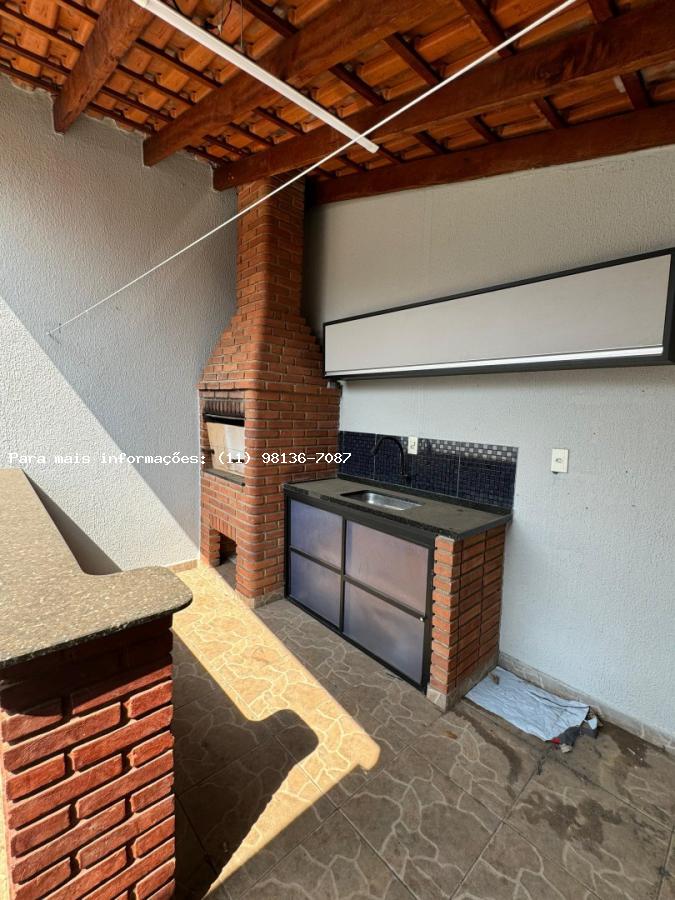 Casa para alugar com 2 quartos, 108m² - Foto 8