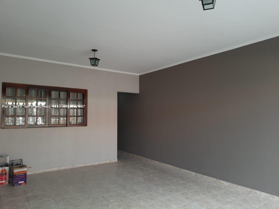 Casa à venda com 3 quartos, 150m² - Foto 2