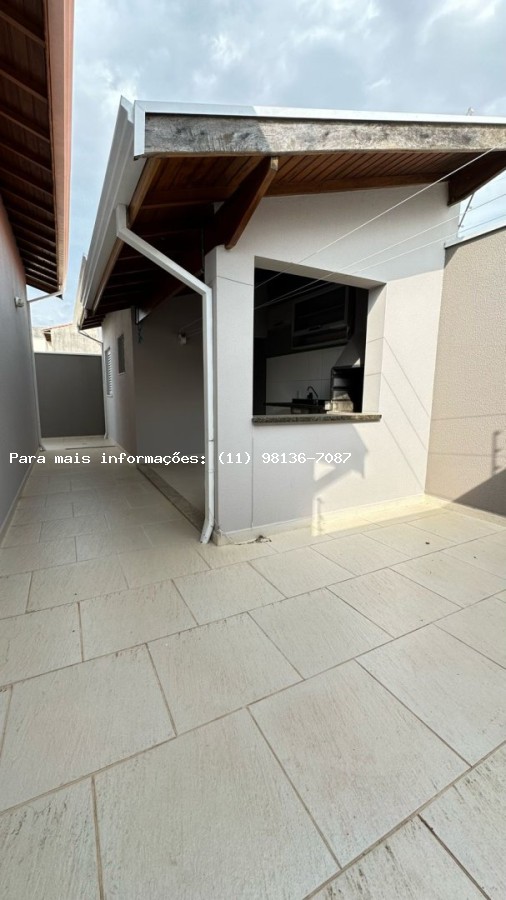 Casa para alugar com 3 quartos, 274m² - Foto 14